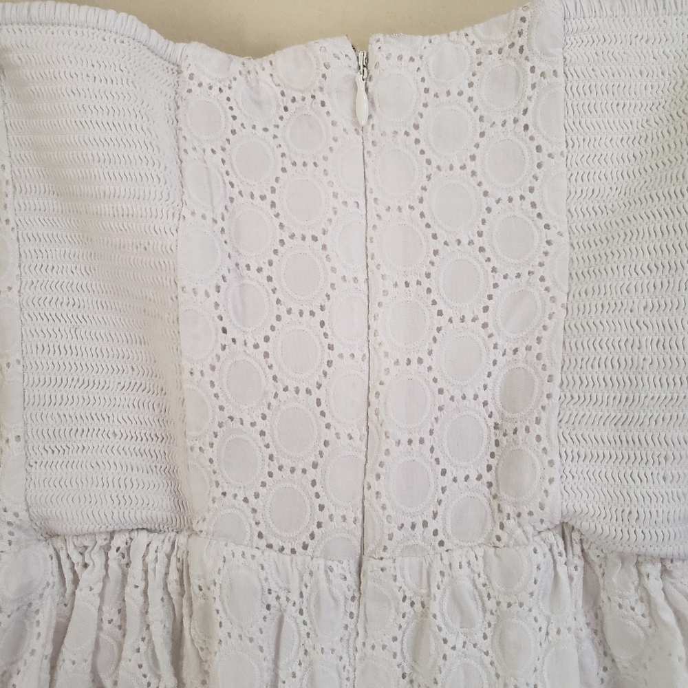 Gap White Eyelet Embroidered Pattern Strapless Dr… - image 4